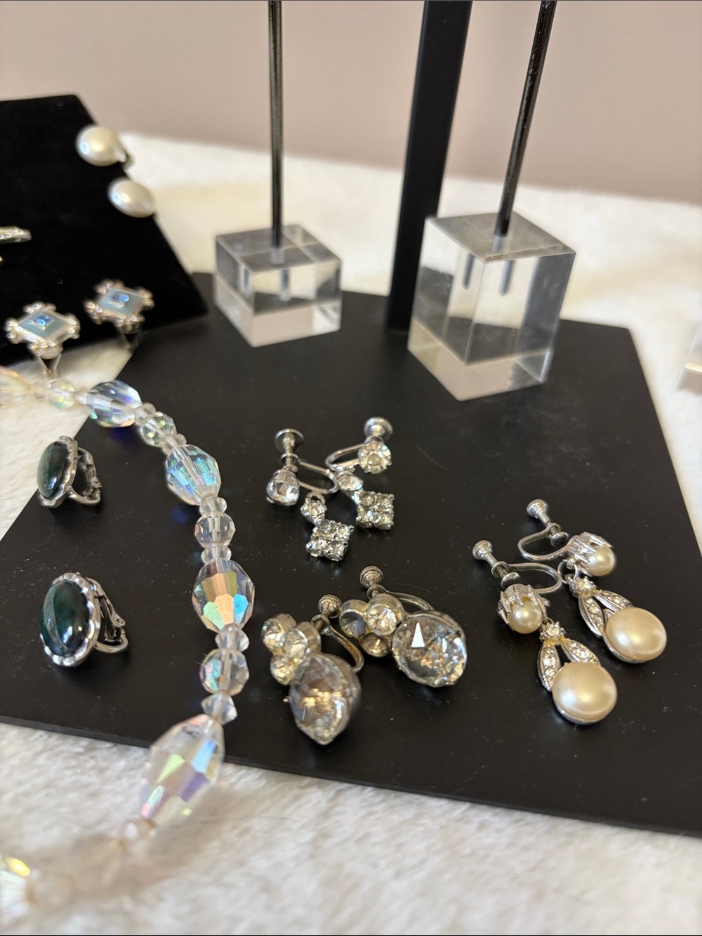 Lot. Vintage costume jewelry lot. Screw-back, clip-on earrings, AB beads
